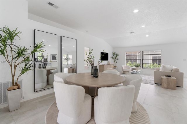 1665 Weather Vane Pl, Wellington, FL 33414