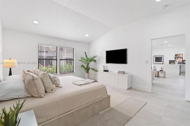 1665 Weather Vane Pl, Wellington, FL 33414