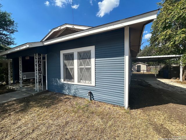 255 E Sayers, San Antonio, TX 78214