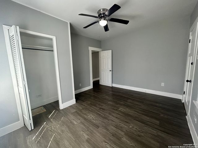 255 E Sayers, San Antonio, TX 78214