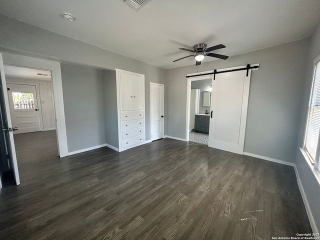 255 E Sayers, San Antonio, TX 78214