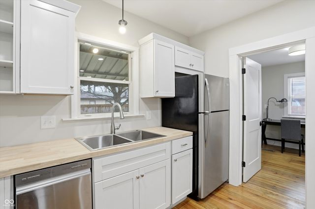 1121 Alton Street, Beech Grove, IN 46107