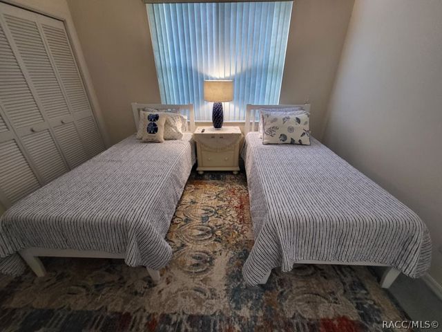 13 Sycamore Court W, Homosassa, FL 34446