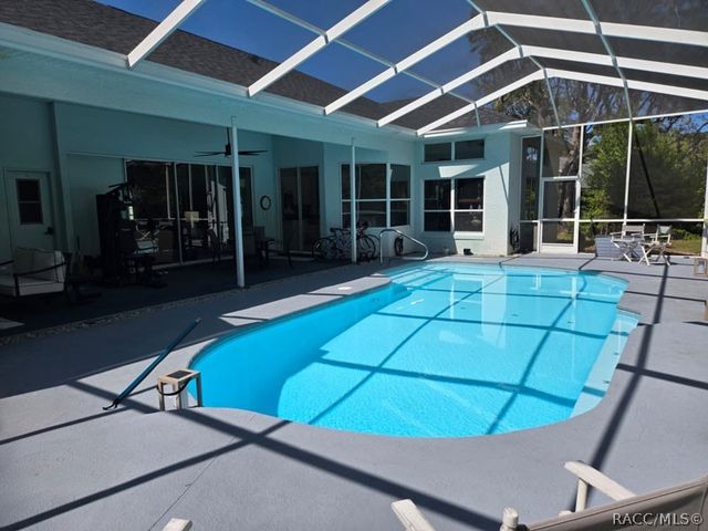 13 Sycamore Court W, Homosassa, FL 34446