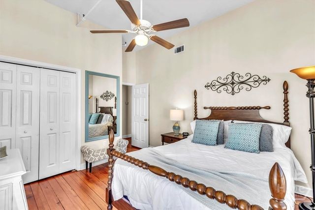 105 Whitaker Street 302, Savannah, GA 31401