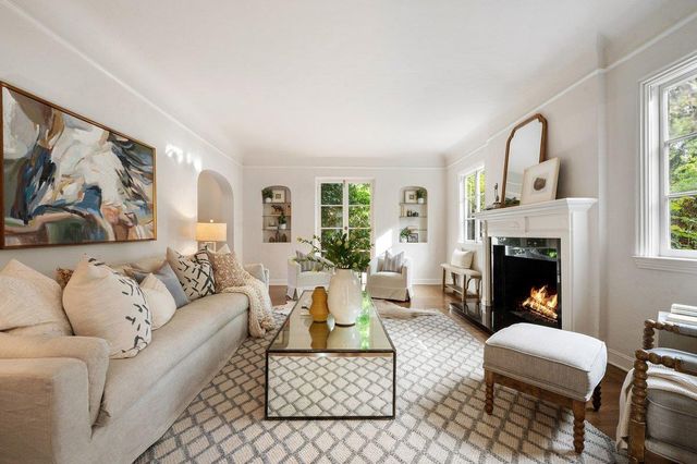 526 W Poplar Avenue, San Mateo, CA 94402