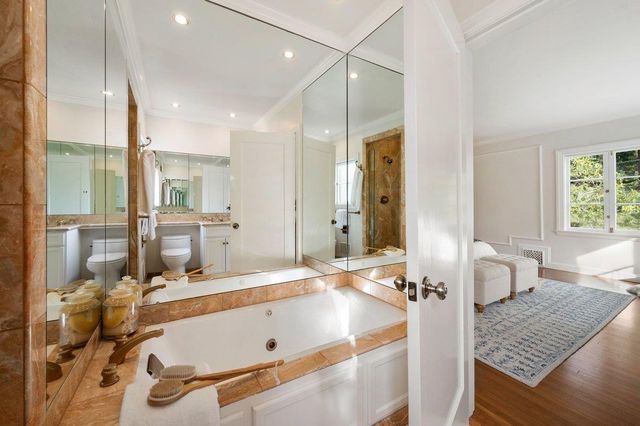 526 W Poplar Avenue, San Mateo, CA 94402