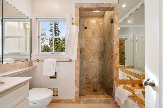 526 W Poplar Avenue, San Mateo, CA 94402