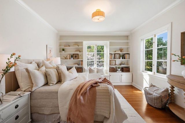 526 W Poplar Avenue, San Mateo, CA 94402