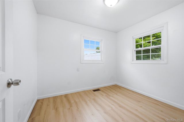 710 Bourdois Avenue, Bellport, NY 11713