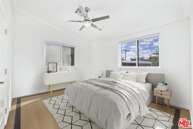 2017 S Centinela Avenue B, Santa Monica, CA 90404