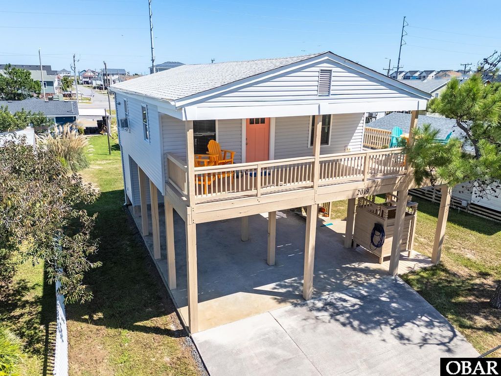 Image 14 of property listing at 2019 Elizabeth City Street, Kill Devil Hills, NC 27948
