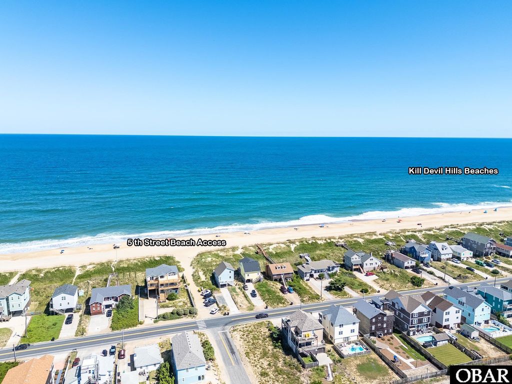 Image 4 of property listing at 2019 Elizabeth City Street, Kill Devil Hills, NC 27948