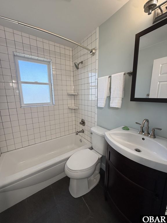 Image 33 of property listing at 2019 Elizabeth City Street, Kill Devil Hills, NC 27948