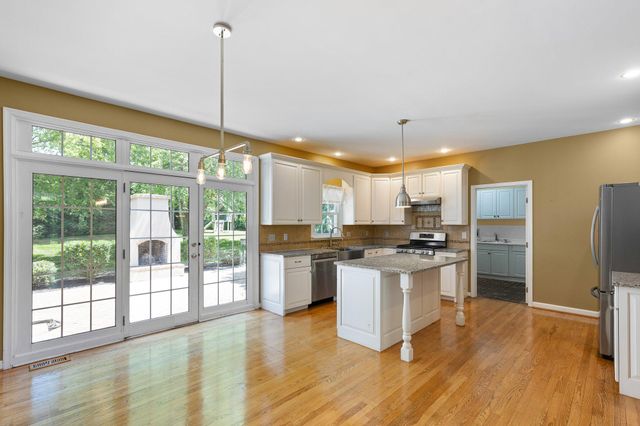 434 BUTTONWOOD RD, Landenberg, PA 19350