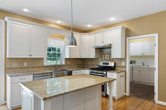 434 BUTTONWOOD RD, Landenberg, PA 19350
