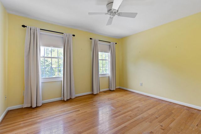 434 BUTTONWOOD RD, Landenberg, PA 19350