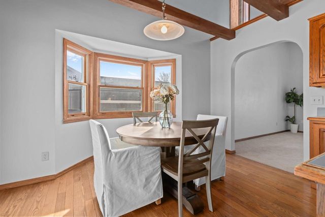 2618 W SUNNYVIEW CIRCLE, Appleton, WI 54914