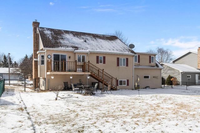 2618 W SUNNYVIEW CIRCLE, Appleton, WI 54914