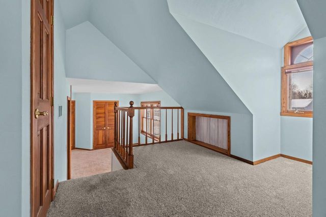 2618 W SUNNYVIEW CIRCLE, Appleton, WI 54914