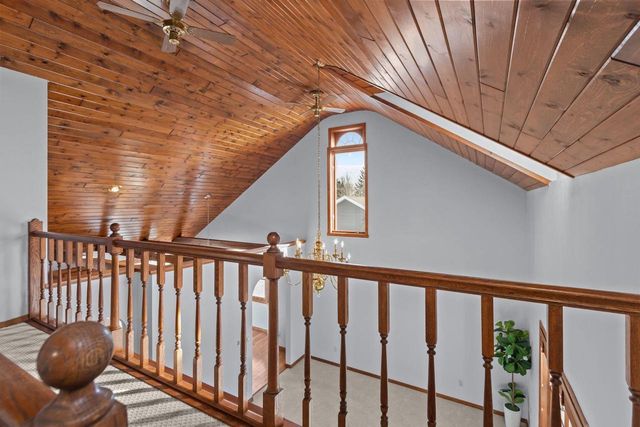 2618 W SUNNYVIEW CIRCLE, Appleton, WI 54914