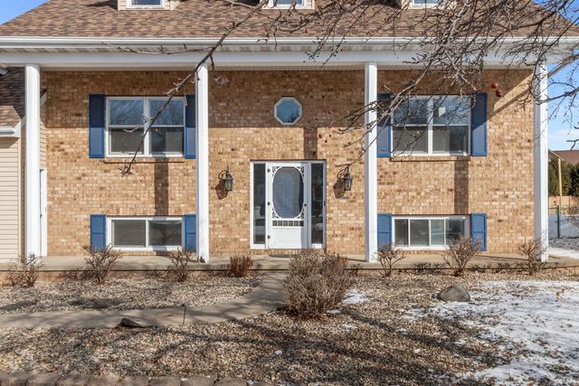 2618 W SUNNYVIEW CIRCLE, Appleton, WI 54914