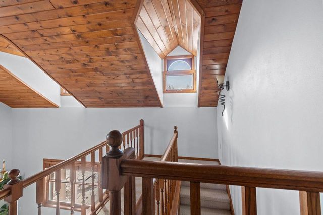 2618 W SUNNYVIEW CIRCLE, Appleton, WI 54914