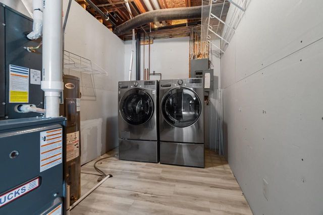 2618 W SUNNYVIEW CIRCLE, Appleton, WI 54914