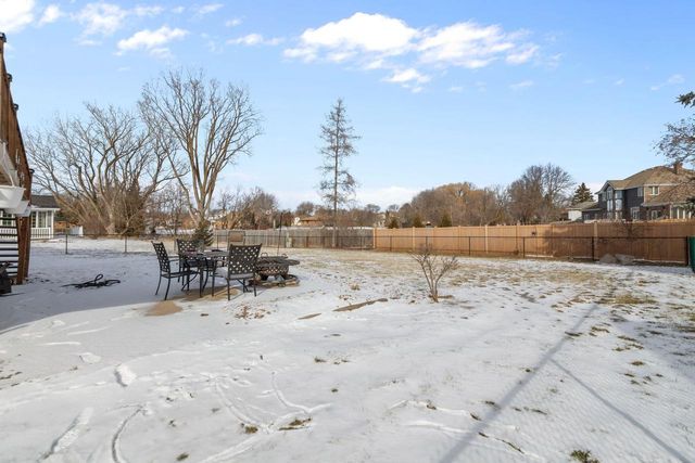 2618 W SUNNYVIEW CIRCLE, Appleton, WI 54914