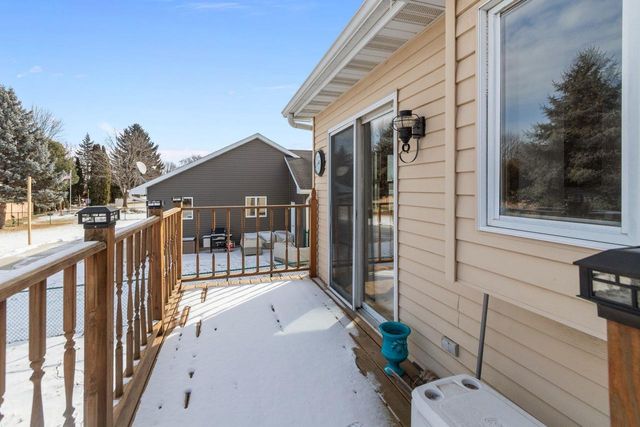 2618 W SUNNYVIEW CIRCLE, Appleton, WI 54914