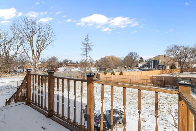 2618 W SUNNYVIEW CIRCLE, Appleton, WI 54914