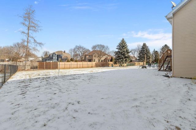 2618 W SUNNYVIEW CIRCLE, Appleton, WI 54914