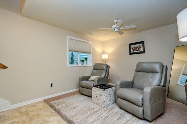 143 SE Booth Avenue, Waukee, IA 50263