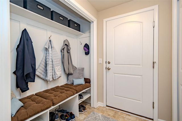 143 SE Booth Avenue, Waukee, IA 50263