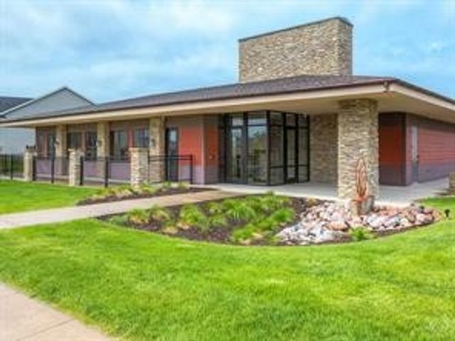 143 SE Booth Avenue, Waukee, IA 50263