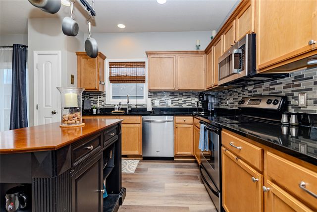 143 SE Booth Avenue, Waukee, IA 50263