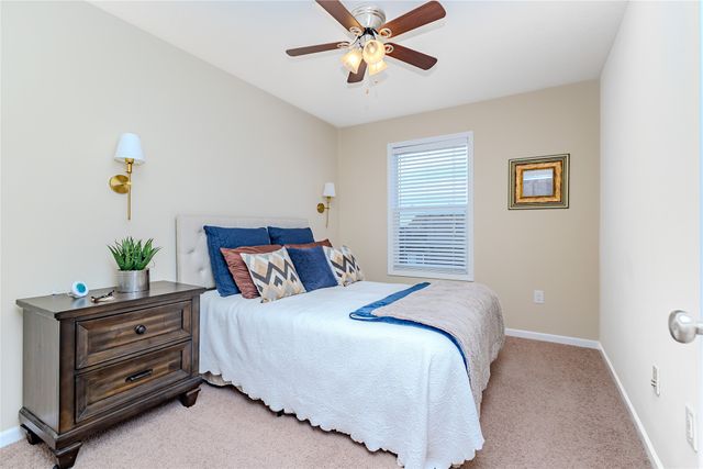 143 SE Booth Avenue, Waukee, IA 50263