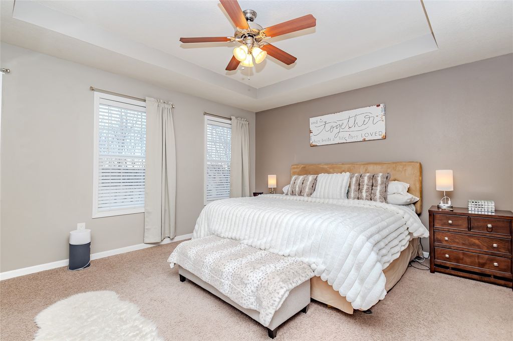 143 SE Booth Avenue, Waukee, IA 50263