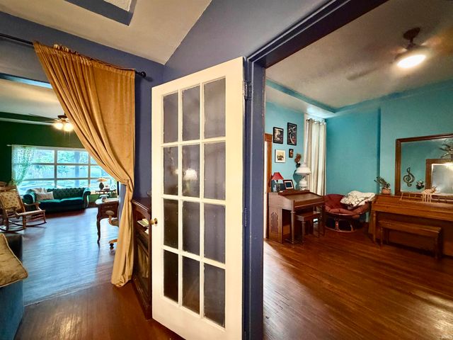 720 SE First Street, Evansville, IN 47713