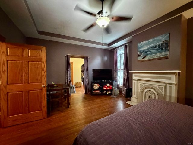 720 SE First Street, Evansville, IN 47713