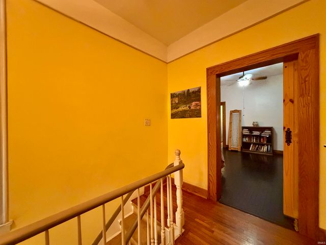 720 SE First Street, Evansville, IN 47713