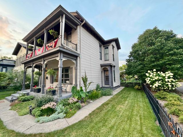 720 SE First Street, Evansville, IN 47713