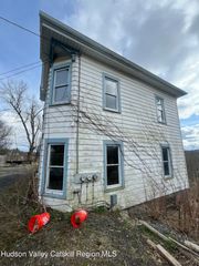 107 Jefferson Heights, Catskill, NY 12414