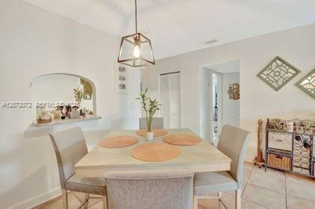 9972 SW 88th Street 1128, Miami, FL 33176