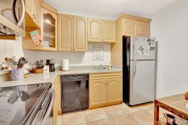 9972 SW 88th Street 1128, Miami, FL 33176