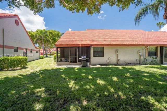 7604 Lexington Club Boulevard B, Delray Beach, FL 33446
