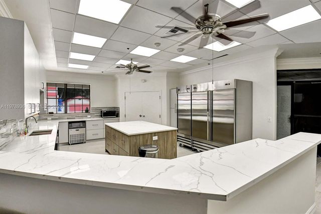 7604 Lexington Club Boulevard B, Delray Beach, FL 33446