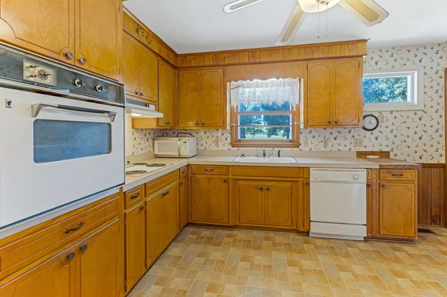 210 Rosecrest Road, Spartanburg, SC 29303
