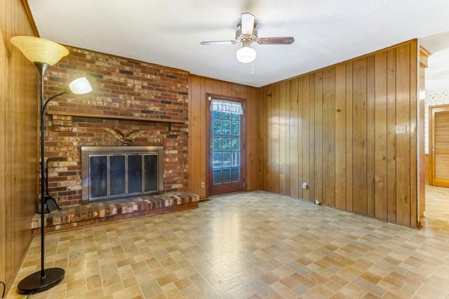 210 Rosecrest Road, Spartanburg, SC 29303