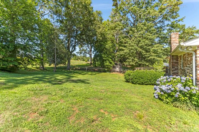 210 Rosecrest Road, Spartanburg, SC 29303